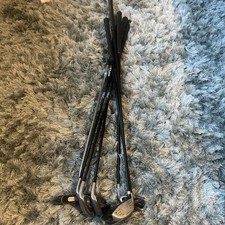 7l Dunlop Stainless Steel Golf Clubs , Including Putter And Driver, 7 clubs 