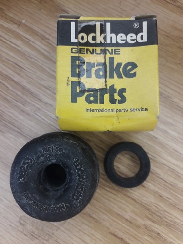 Clutch slave cylinder kit - slave,