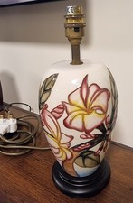 MOORCROFT table lamp
