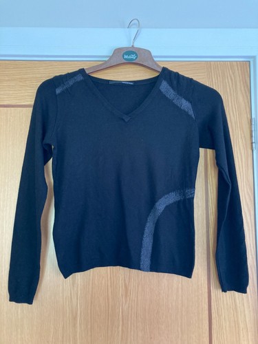 Ladies black nick - v-nick, jumper