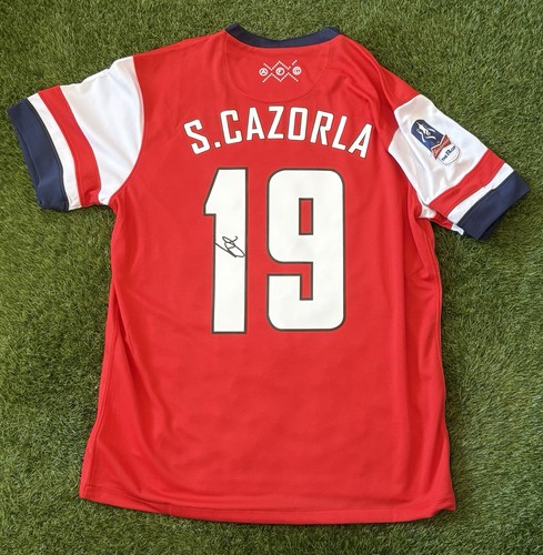 Santi cazorla signed arsenal - santi,
