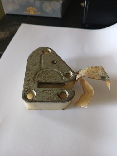 Triumph tr7 door latch new - latch,