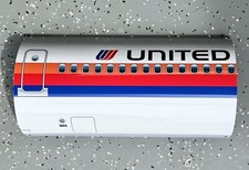 1980’s United Airlines DC 10