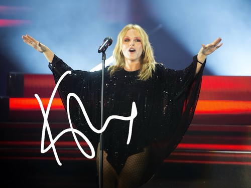 Kylie minogue signed - kylie,