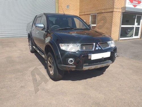 Mitsubishi l200 mk4 2006 2015 - mitsubishi,