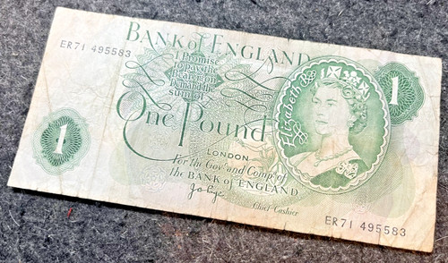 Vintage bank england qe2 - bank,