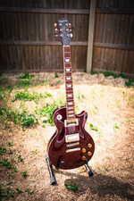 Epiphone Les Paul Tribute Plus (Black Cherry)