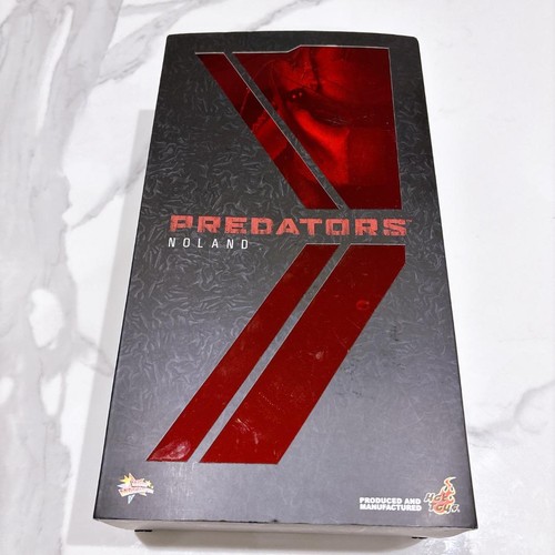 Hot toys berserker predator - toys,