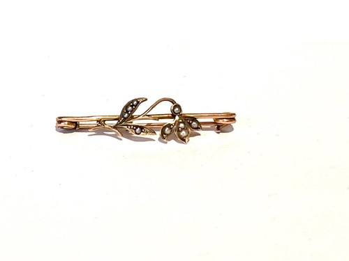 Petite ladies 9ct gold - gold, art