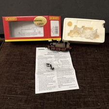 Hornby OO Gauge Terrier Fulham Special Edition