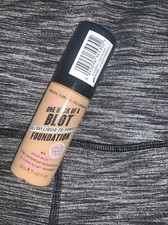 NEW One Heck Of A Blot Foundation - HAPPY MEDIUM