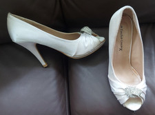 Ladies UK Size 3-Ivory
