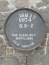 Very Rare 1972 Glenlivet Whisky Barrel lid 25" w/ end hoop Braced ready to hang