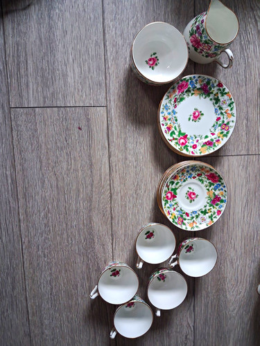 Crown staffordshire fine - staffordshire, bone