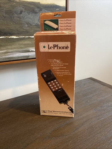 Vintage phone beige brown - vintage, le