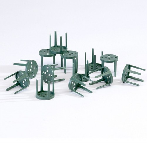 Pinholders green - (frogs),