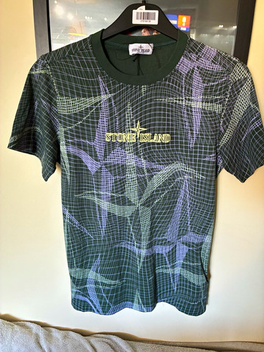 New with tags stone island - stone,