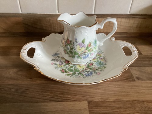Aynsley wild tudor - bone, china