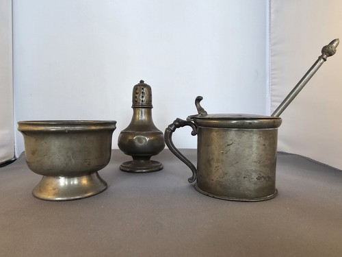 Antique pewter condiment - condiment,, salt