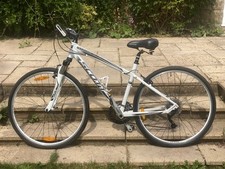 Scott Sportster Solution hybrid bike size M - serviced recently, new tyres 