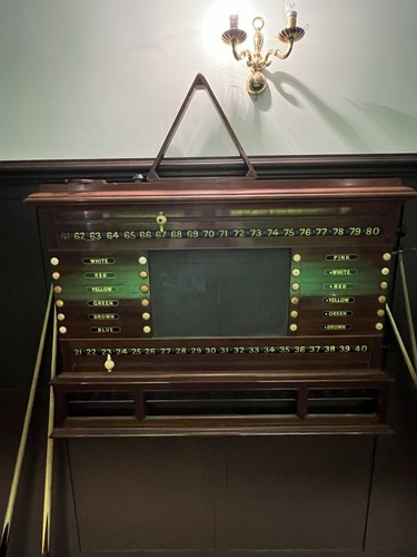 Antique snooker scoreboard - snooker,