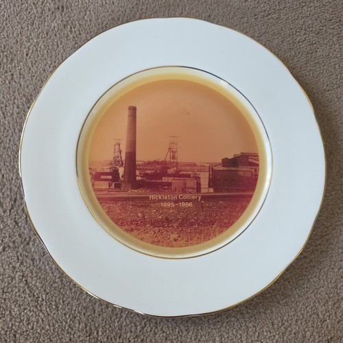 Royal burlington bone china - royal,