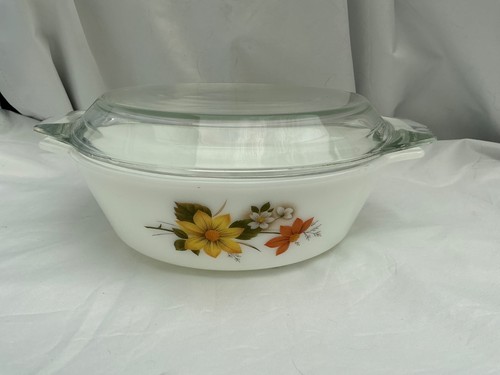 Vintage pyrex autumn glory - autumn,