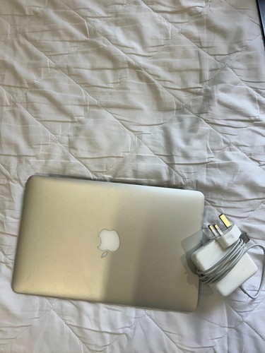 Apple macbook air a1465 - a1465, i5