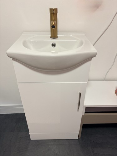Portable sink plumbing - no,