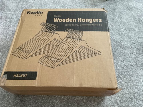 Kaplin wooden hangers - 20,