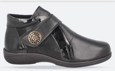 DB Wider Fit Celeste Leather