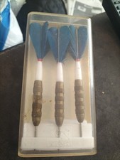 Vintage Unicorn RARE   FEATHERED Boxed Darts 