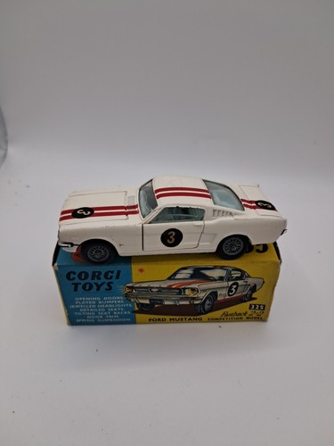 Corgi 325 ford mustang - 325, 2+2