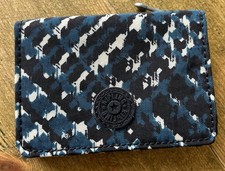 Kipling New Money Wallet Navy Floral Crinkle Nylon Snap-button Flap Closure
