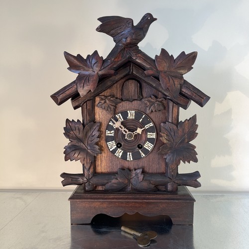 Antique black forest - black,