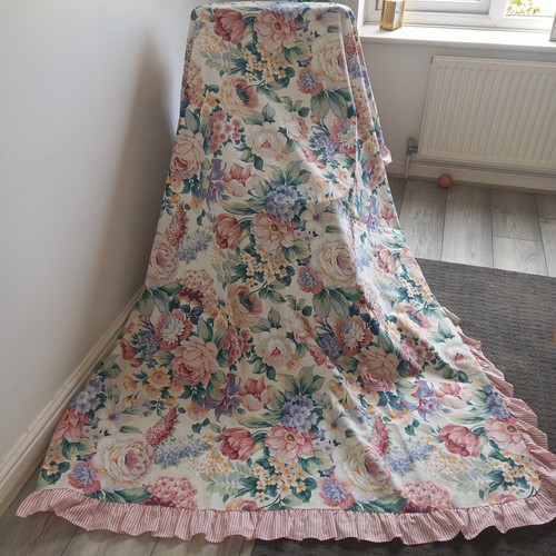 Vintage floral frill - floral,