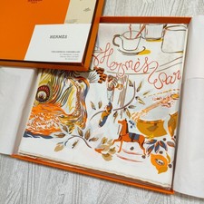 Unused w/box HERMES Carre 90