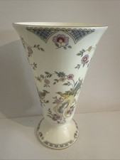 Vintage 1980s Coalport 17cm 'Paradise'  Trumpet Vase - Birds Of Paradise