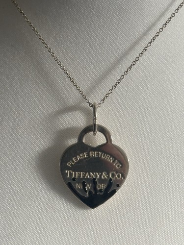 Tiffany return to - return,