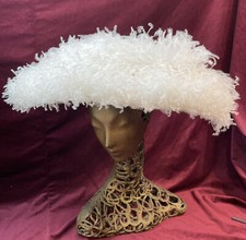 Vintage Saucer Hat Off White Wool White Ostrich New Look tilt 50s 40s new look
