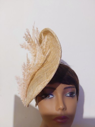 Gold fascinator for weddings - gold,