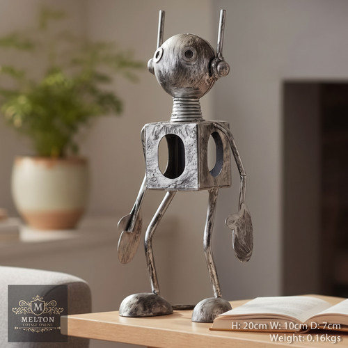 Small reclaimed metal - reclaimed,