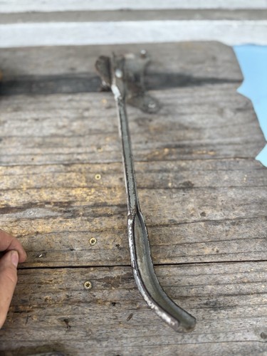 Beautiful well made kickstand - well, made-kickstand