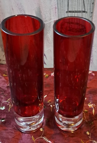 Pair decorative coloured - decorative,