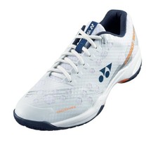 Yonex Power Cushion Strider