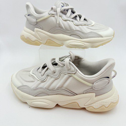 Adidas ozweego size 5 - adidas,