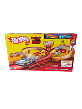 Hot Wheels the Hot Ones, Crash Frenzy Speedway. BRAND NEW
