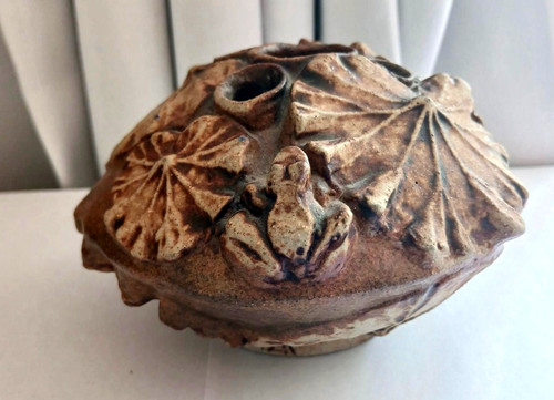 Bernard rooke pottery frogs - rooke,