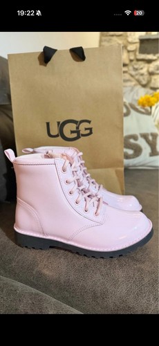 Ugg boots - ugg,