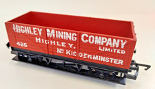 Hornby ~ Highley Mining Company 7 plank wagon ~ OO Gauge